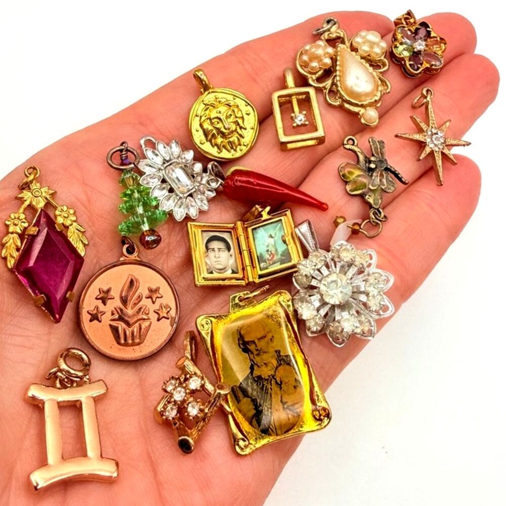 Lot of 16 Small Pendants Photo Locket 925 Mary Kay Italy Art Glass Glass Crystal